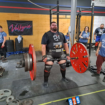 Figure 8 Lifting Straps for Deadlifts and Heavy Lifting